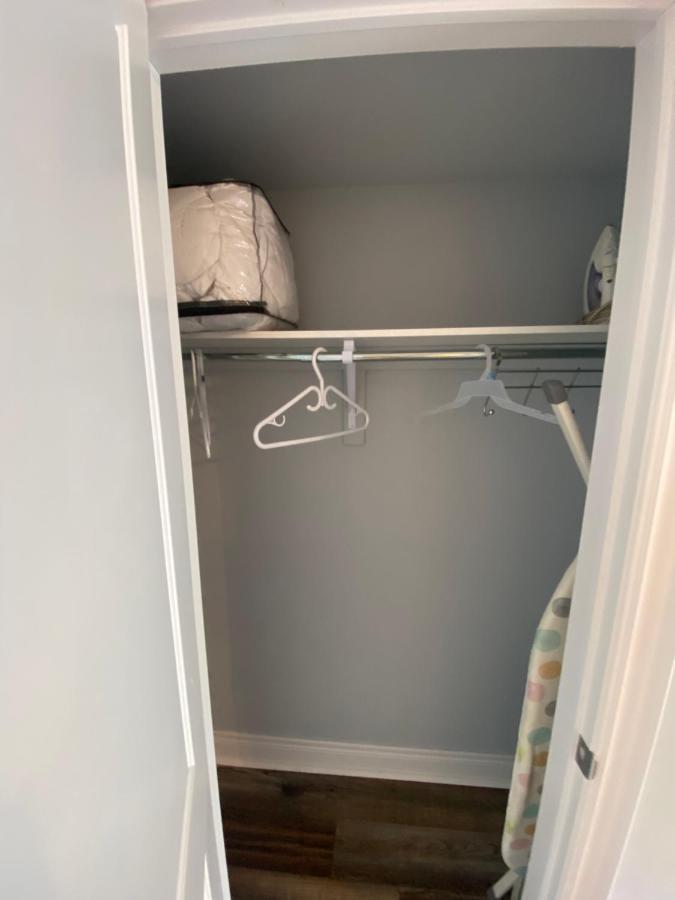 2 Bedroom With 2 Ensuites Unit In Richmond Hill Bagian luar foto