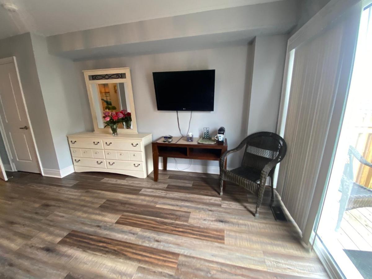 2 Bedroom With 2 Ensuites Unit In Richmond Hill Bagian luar foto