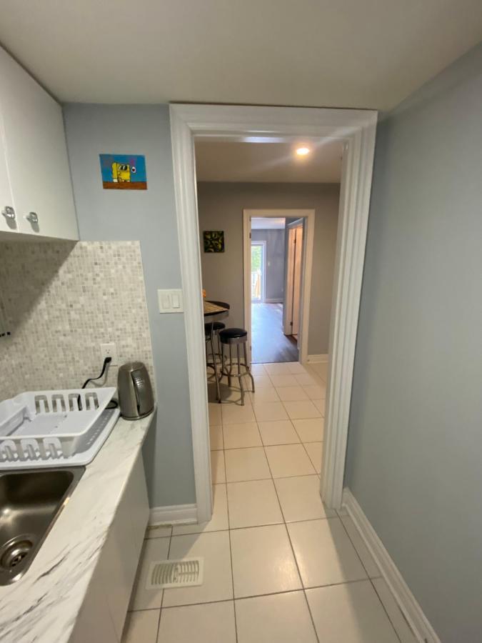 2 Bedroom With 2 Ensuites Unit In Richmond Hill Bagian luar foto