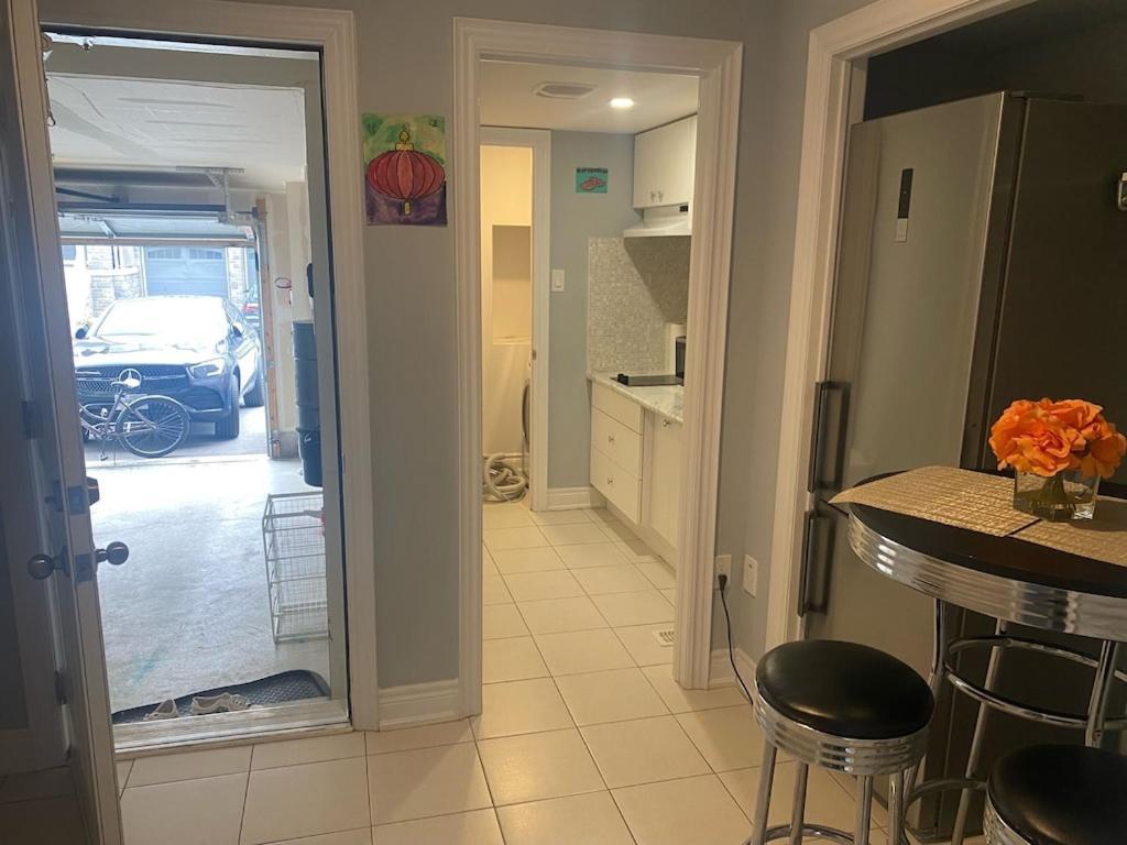 2 Bedroom With 2 Ensuites Unit In Richmond Hill Bagian luar foto